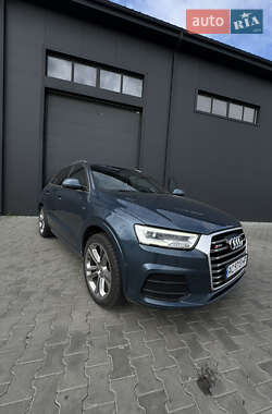 Позашляховик / Кросовер Audi Q3 2015 в 
