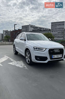 Внедорожник / Кроссовер Audi Q3 2014 в 