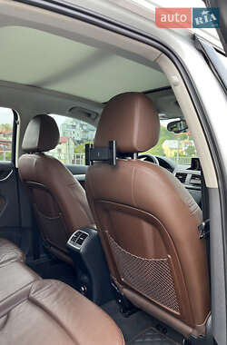 Внедорожник / Кроссовер Audi Q3 2014 в 