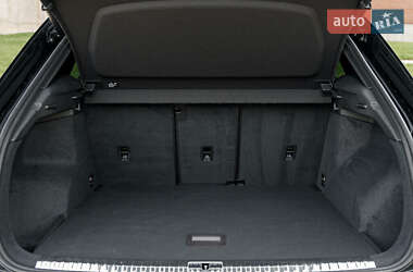 Позашляховик / Кросовер Audi Q3 2020 в 