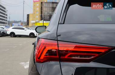 Внедорожник / Кроссовер Audi Q3 2019 в 