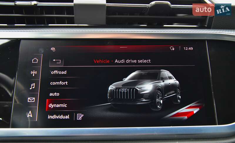 Внедорожник / Кроссовер Audi Q3 2019 в Киеве