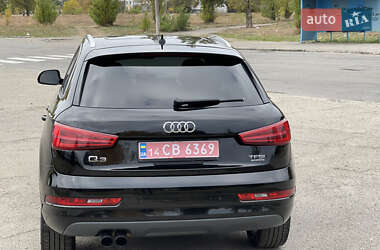 Внедорожник / Кроссовер Audi Q3 2016 в 