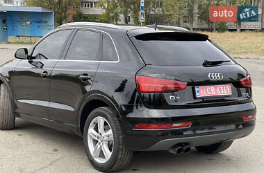 Внедорожник / Кроссовер Audi Q3 2016 в 