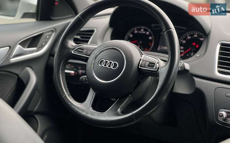 Внедорожник / Кроссовер Audi Q3 2016 в Ивано-Франковске