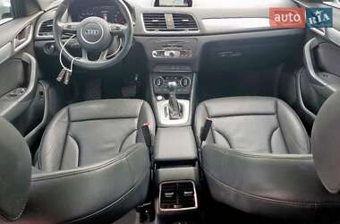 Внедорожник / Кроссовер Audi Q3 2018 в 