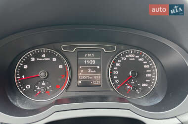 Внедорожник / Кроссовер Audi Q3 2014 в 