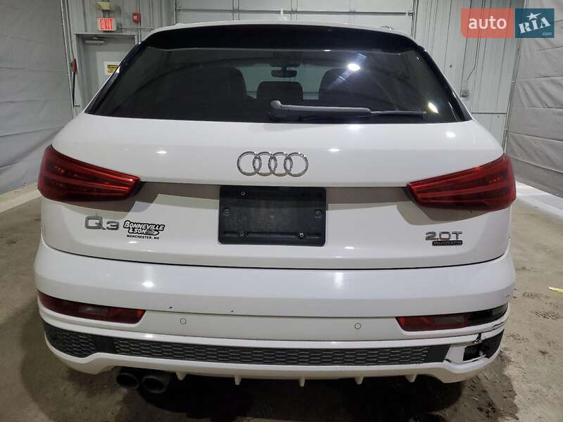 Внедорожник / Кроссовер Audi Q3 2015 в Львове