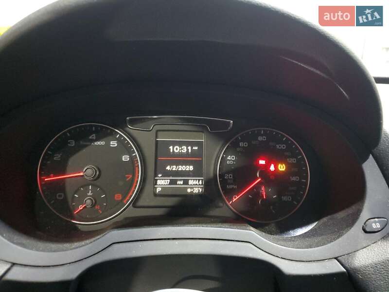 Внедорожник / Кроссовер Audi Q3 2015 в Львове