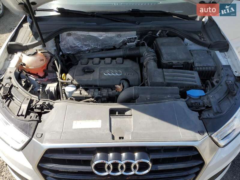 Внедорожник / Кроссовер Audi Q3 2018 в Львове