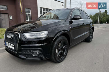 Позашляховик / Кросовер Audi Q3 2015 в 