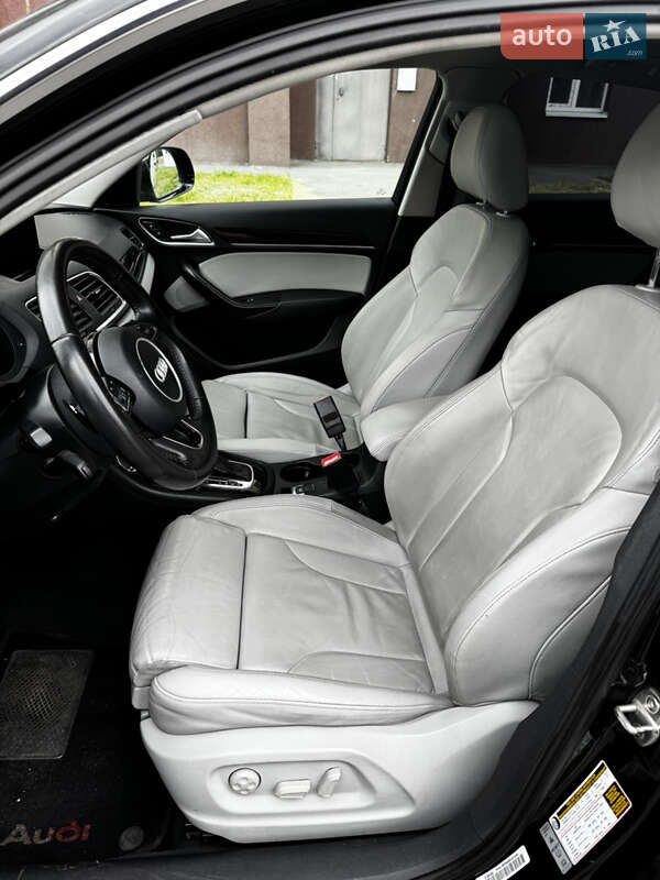 Позашляховик / Кросовер Audi Q3 2015 в Києві