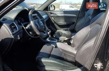Внедорожник / Кроссовер Audi Q3 2016 в 