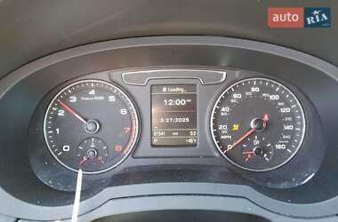 Внедорожник / Кроссовер Audi Q3 2016 в 