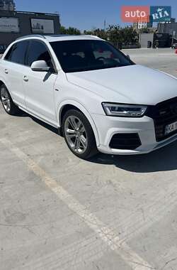 Внедорожник / Кроссовер Audi Q3 2017 в 