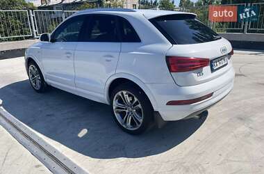 Внедорожник / Кроссовер Audi Q3 2017 в 