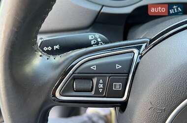 Внедорожник / Кроссовер Audi Q3 2015 в 