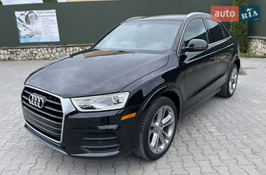 Внедорожник / Кроссовер Audi Q3 2016 в 