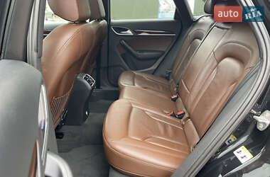 Внедорожник / Кроссовер Audi Q3 2016 в 
