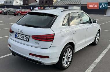 Позашляховик / Кросовер Audi Q3 2013 в 