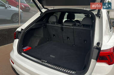 Внедорожник / Кроссовер Audi Q3 2021 в 