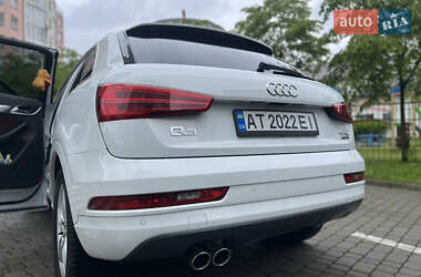 Внедорожник / Кроссовер Audi Q3 2016 в 
