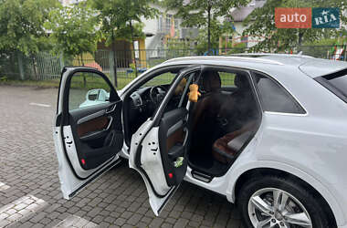 Внедорожник / Кроссовер Audi Q3 2016 в 