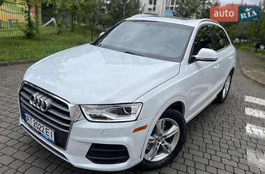 Внедорожник / Кроссовер Audi Q3 2016 в 