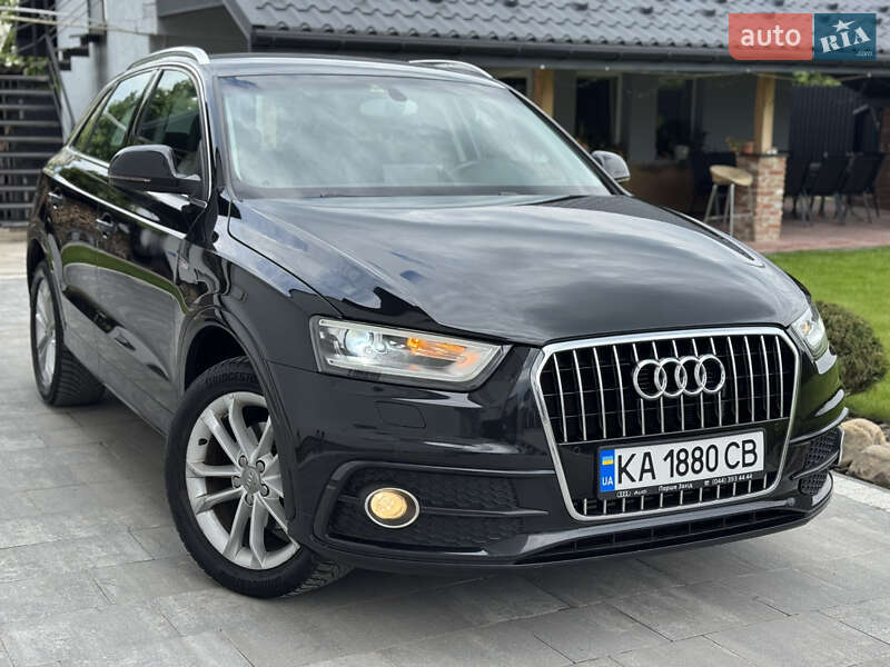 Внедорожник / Кроссовер Audi Q3 2013 в 