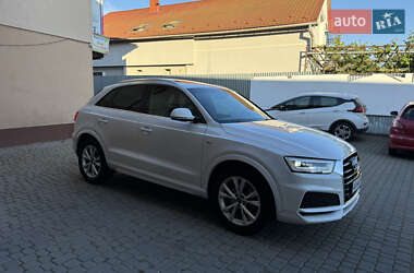 Внедорожник / Кроссовер Audi Q3 2018 в 