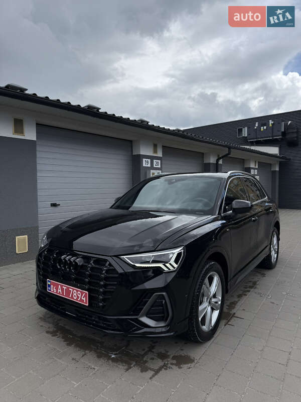 Внедорожник / Кроссовер Audi Q3 2022 в Житомире фото 4 Внедорожник / Кроссовер Audi Q3 2022 в Житомире