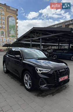 Внедорожник / Кроссовер Audi Q3 2022 в Житомире