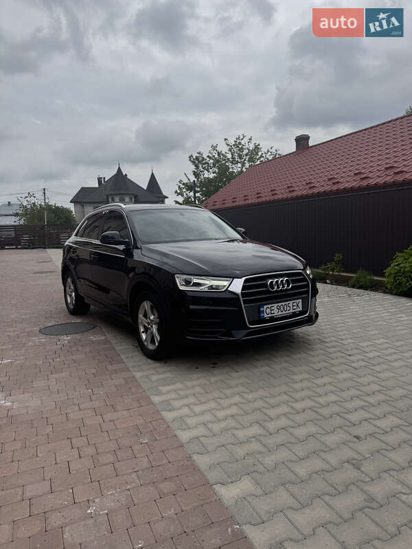 Внедорожник / Кроссовер Audi Q3 2016 в 