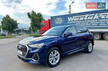 Внедорожник / Кроссовер Audi Q3 2021 в 
