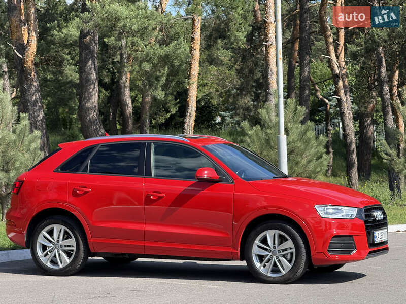 Внедорожник / Кроссовер Audi Q3 2016 в Киеве