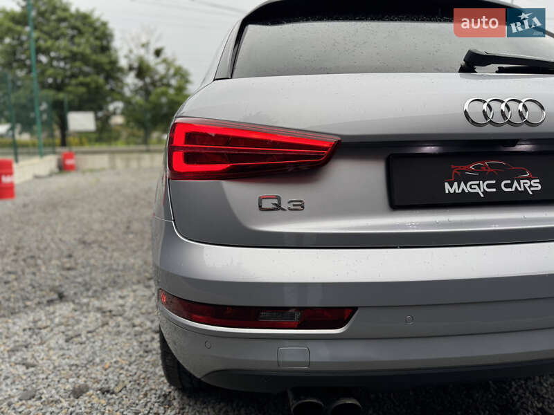 Позашляховик / Кросовер Audi Q3 2015 в Луцьку
