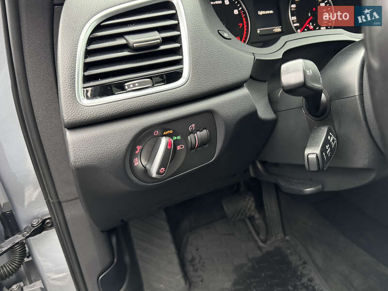 Позашляховик / Кросовер Audi Q3 2015 в Луцьку