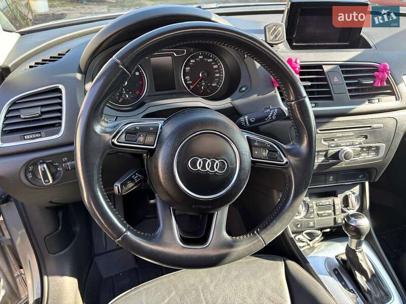 Внедорожник / Кроссовер Audi Q3 2014 в Львове