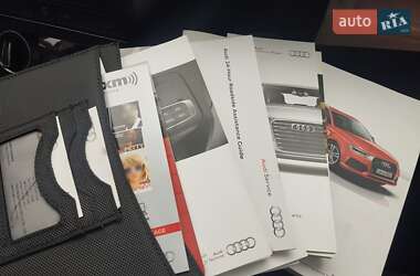 Внедорожник / Кроссовер Audi Q3 2016 в 
