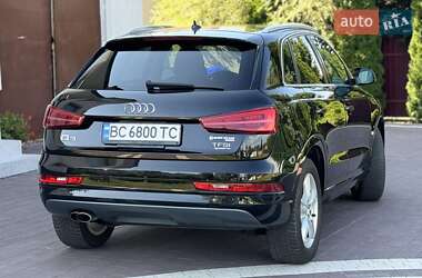 Позашляховик / Кросовер Audi Q3 2016 в 