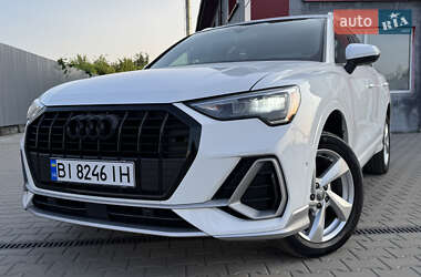 Позашляховик / Кросовер Audi Q3 2019 в Лубнах