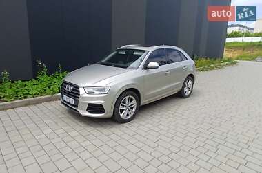 Позашляховик / Кросовер Audi Q3 2016 в 