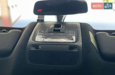 Внедорожник / Кроссовер Audi Q3 2017 в 