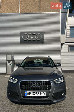 Внедорожник / Кроссовер Audi Q3 2014 в 