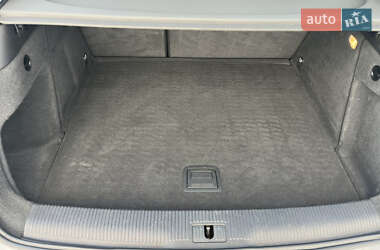 Внедорожник / Кроссовер Audi Q3 2014 в 