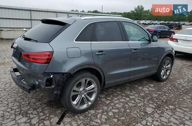 Внедорожник / Кроссовер Audi Q3 2015 в 
