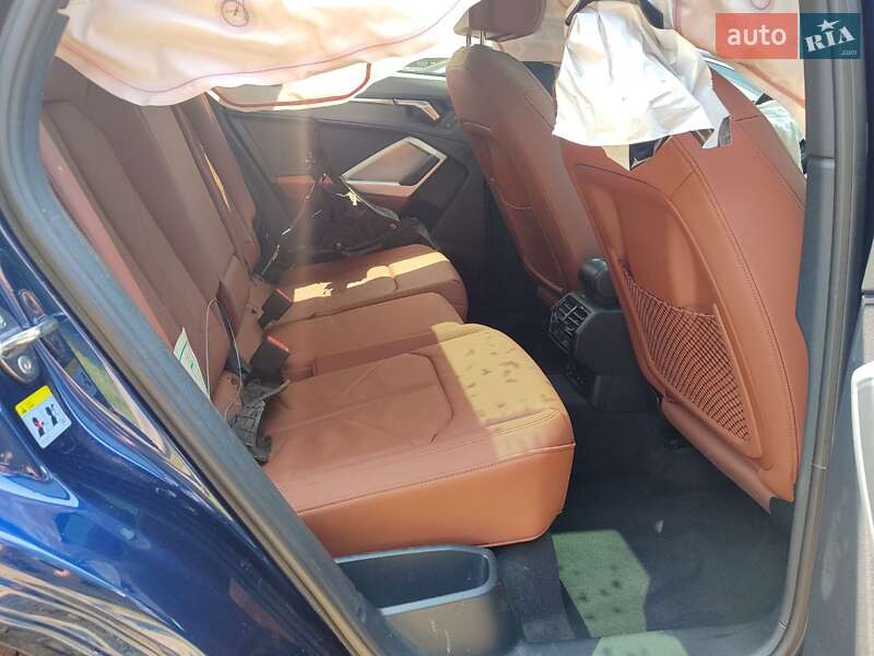 Внедорожник / Кроссовер Audi Q3 2022 в Стрые