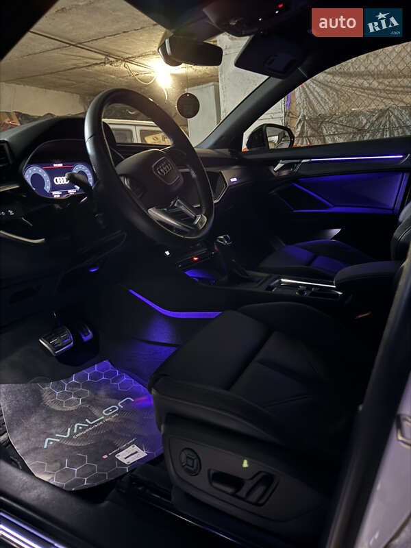 Внедорожник / Кроссовер Audi Q3 2021 в Одессе