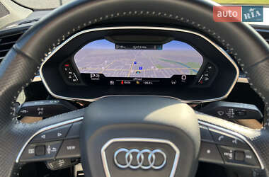 Внедорожник / Кроссовер Audi Q3 2020 в 