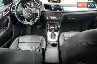 Внедорожник / Кроссовер Audi Q3 2016 в 